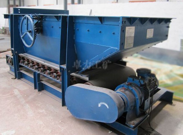 甲带式给煤机